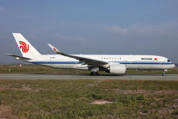 B-1081 - Air China Airbus A350-900