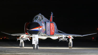 XV586 - Royal Air Force McDonnell Douglas F-4K Phantom FG.1