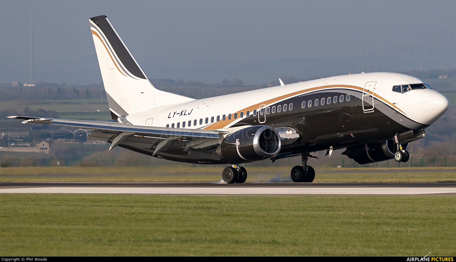 Ly Klj Klasjet Boeing 737 500 At Cardiff Photo Id Airplane Pictures Net