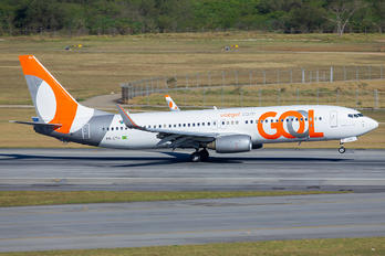 PR-GTH - GOL Transportes Aéreos  Boeing 737-800