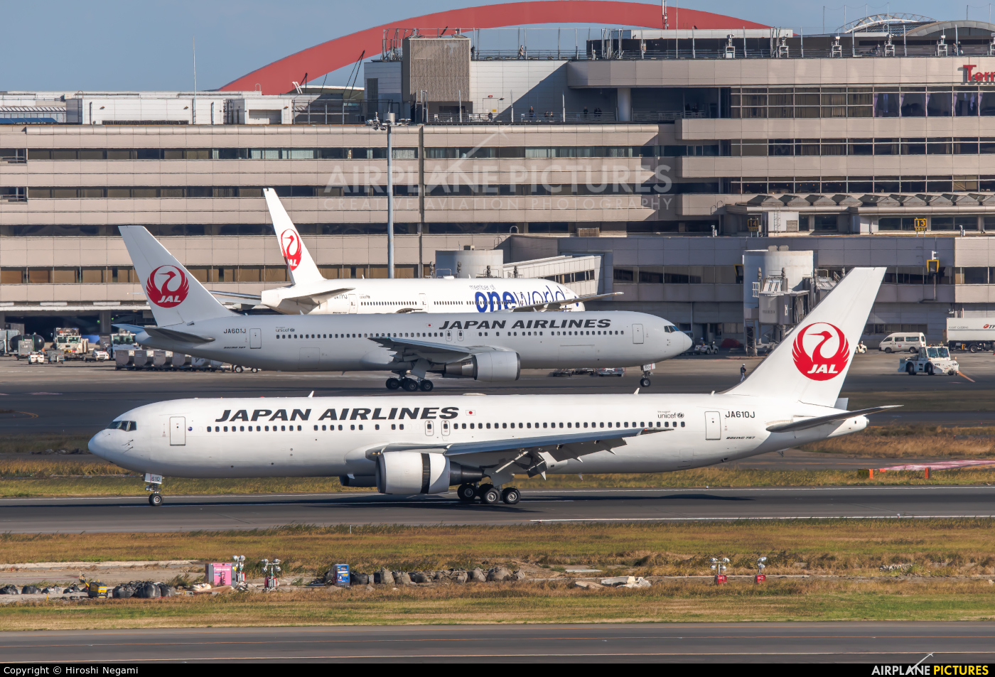JAL - Japan Airlines JA610J aircraft at Tokyo - Haneda Intl