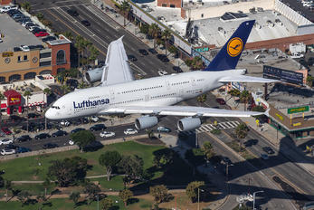 D-AIMG - Lufthansa Airbus A380