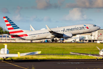 N908NN - American Airlines Boeing 737-800