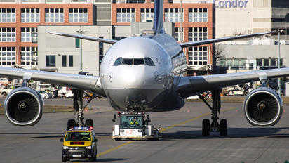 D-AIKE - Lufthansa Airbus A330-300