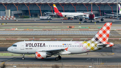 EC-MTD - Volotea Airlines Airbus A319