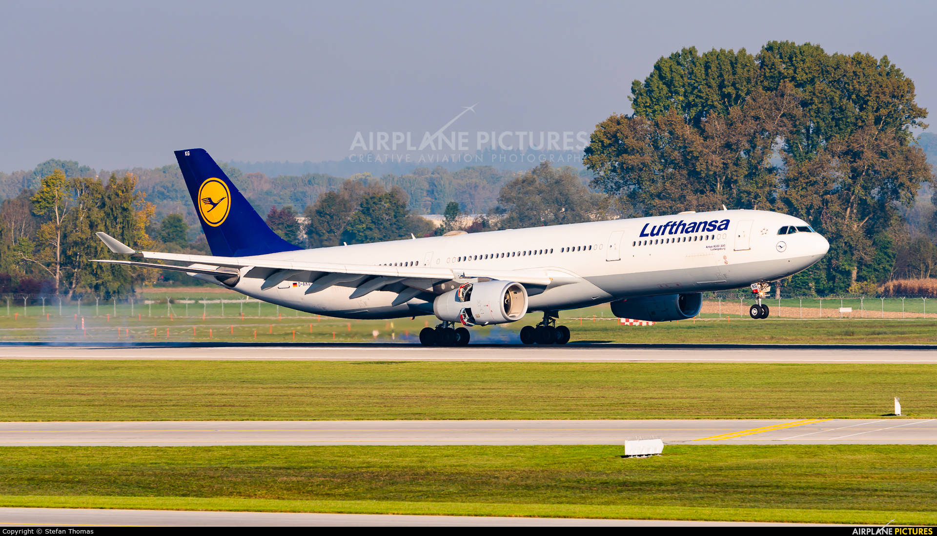 Lufthansa D-AIKG aircraft at Munich
