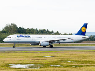 D-AIRC - Lufthansa Airbus A321
