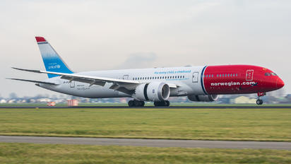 LN-LNT - Norwegian Air International Boeing 787-9 Dreamliner