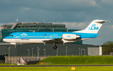 PH-KZR - KLM Cityhopper Fokker 70
