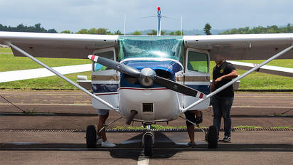 N8369L -  Cessna 172 Skyhawk (all models except RG)