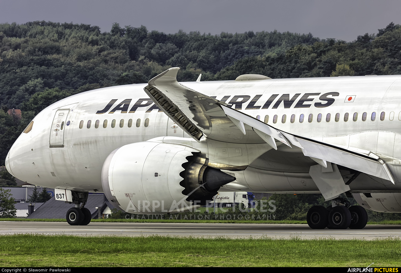 JAL - Japan Airlines JA837J aircraft at Kraków - John Paul II Intl