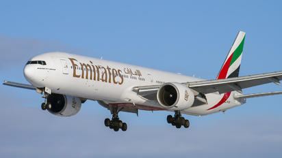 A6-EBF - Emirates Airlines Boeing 777-300ER