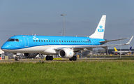 KLM Cityhopper PH-EZN image