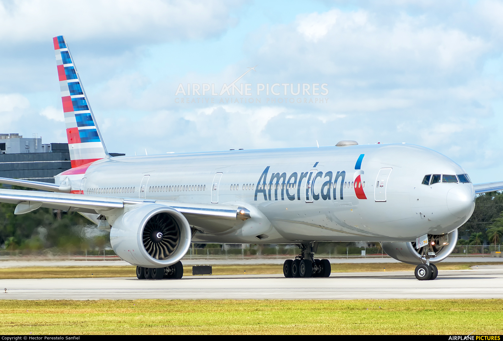 American Airlines N732AN aircraft at Miami Intl