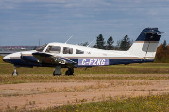 C-FZKG - Private Piper PA-44 Seminole