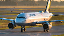 D-AILU - Lufthansa Airbus A319 aircraft