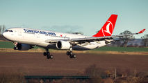 Turkish Airlines A330 at Edinburgh title=