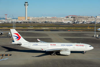 B-5921 - China Eastern Airlines Airbus A330-200