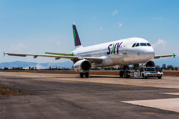 CC-ABV - Sky Airlines (Chile) Airbus A320
