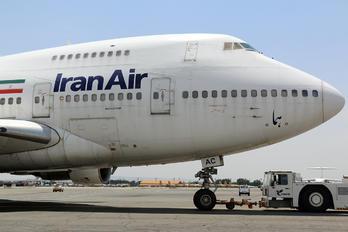 EP-IAC - Iran Air Boeing 747SP