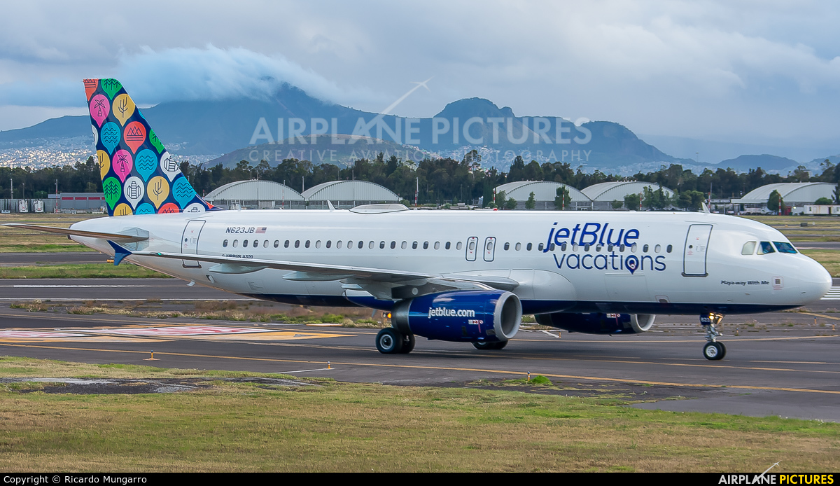 JetBlue Airways N623JB aircraft at Mexico City - Licenciado Benito Juarez Intl