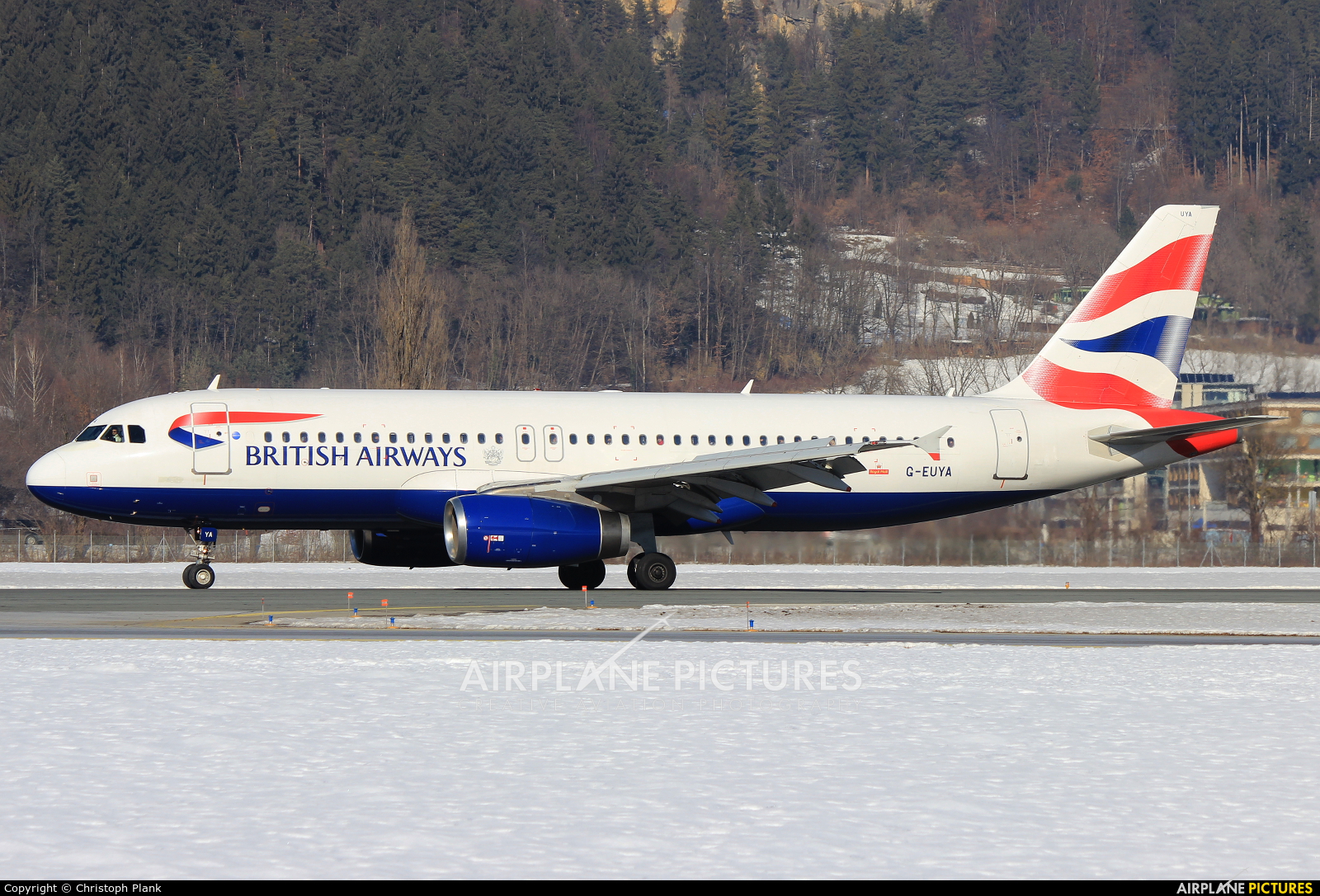 British Airways G-EUYA aircraft at Innsbruck