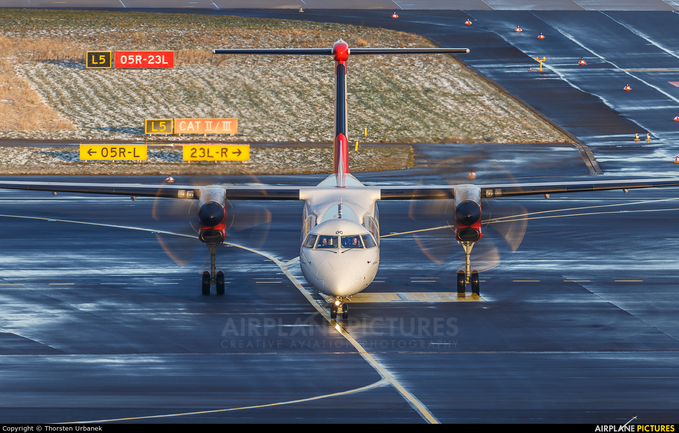 Austrian Airlines/Arrows/Tyrolean OE-LGC aircraft at Düsseldorf