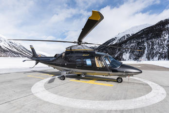 I-WELL - Private Agusta / Agusta-Bell A 109S Grand