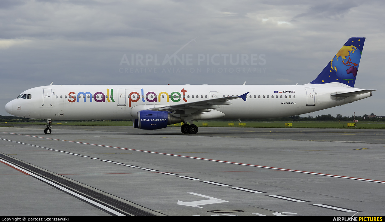 Small Planet Airlines SP-HAX aircraft at Wrocław - Copernicus