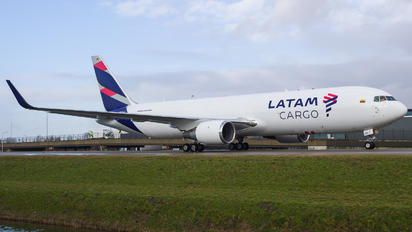 N532LA - LATAM Cargo Boeing 767-300F