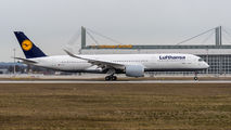D-AIXH - Lufthansa Airbus A350-900 aircraft