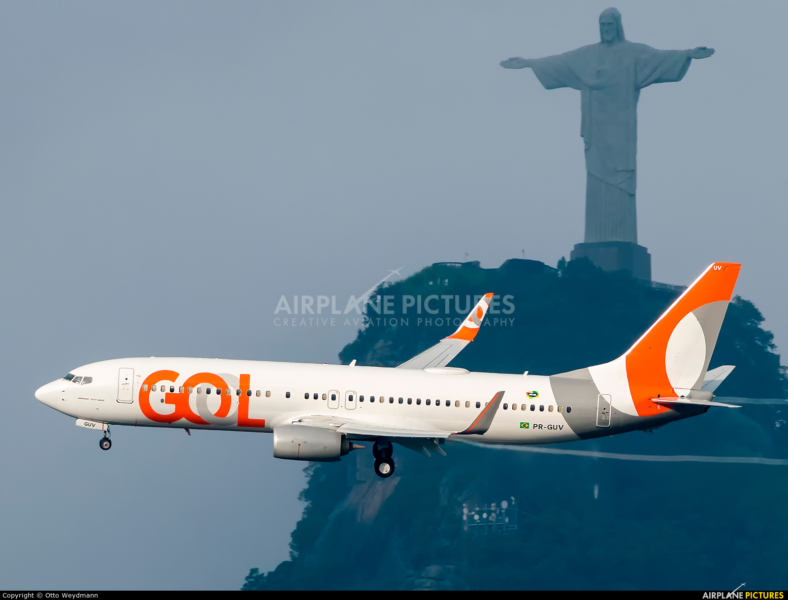 GOL Transportes Aéreos  PR-GUV aircraft at Rio de Janeiro - Santos Dumont