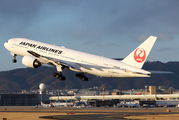 JA008D - JAL - Japan Airlines Boeing 777-200 aircraft