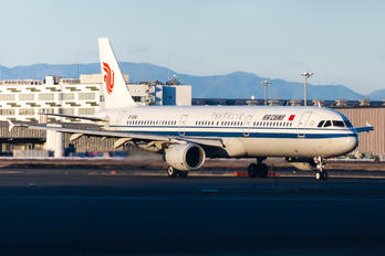 B-6961 - Air China Airbus A321