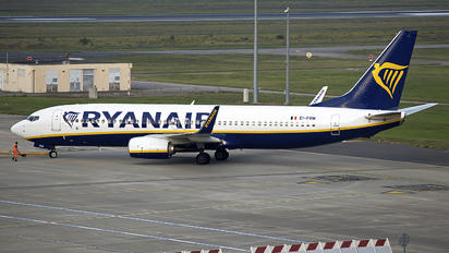 EI-FRW - Ryanair Boeing 737-800
