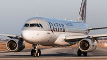 A7-AHP - Qatar Airways Airbus A320 aircraft
