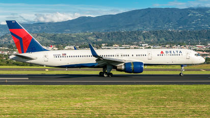 N665DN - Delta Air Lines Boeing 757-200