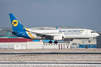UR-PSP - Ukraine International Airlines Boeing 737-800