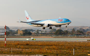 G-FDZF - TUI Airways Boeing 737-800