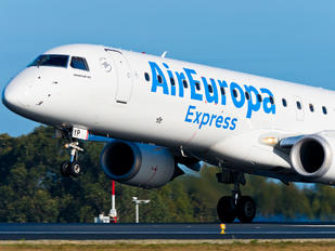 EC-KYP - Air Europa Express Embraer ERJ-195 (190-200)