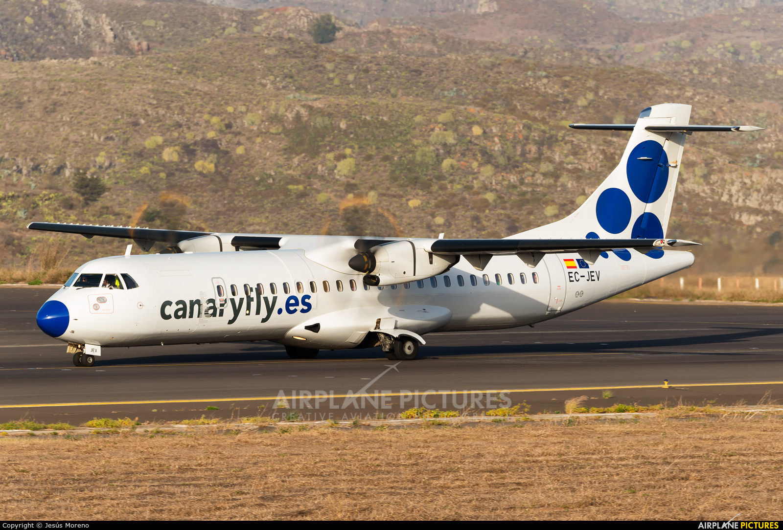 CanaryFly EC-JEV aircraft at Tenerife Norte - Los Rodeos