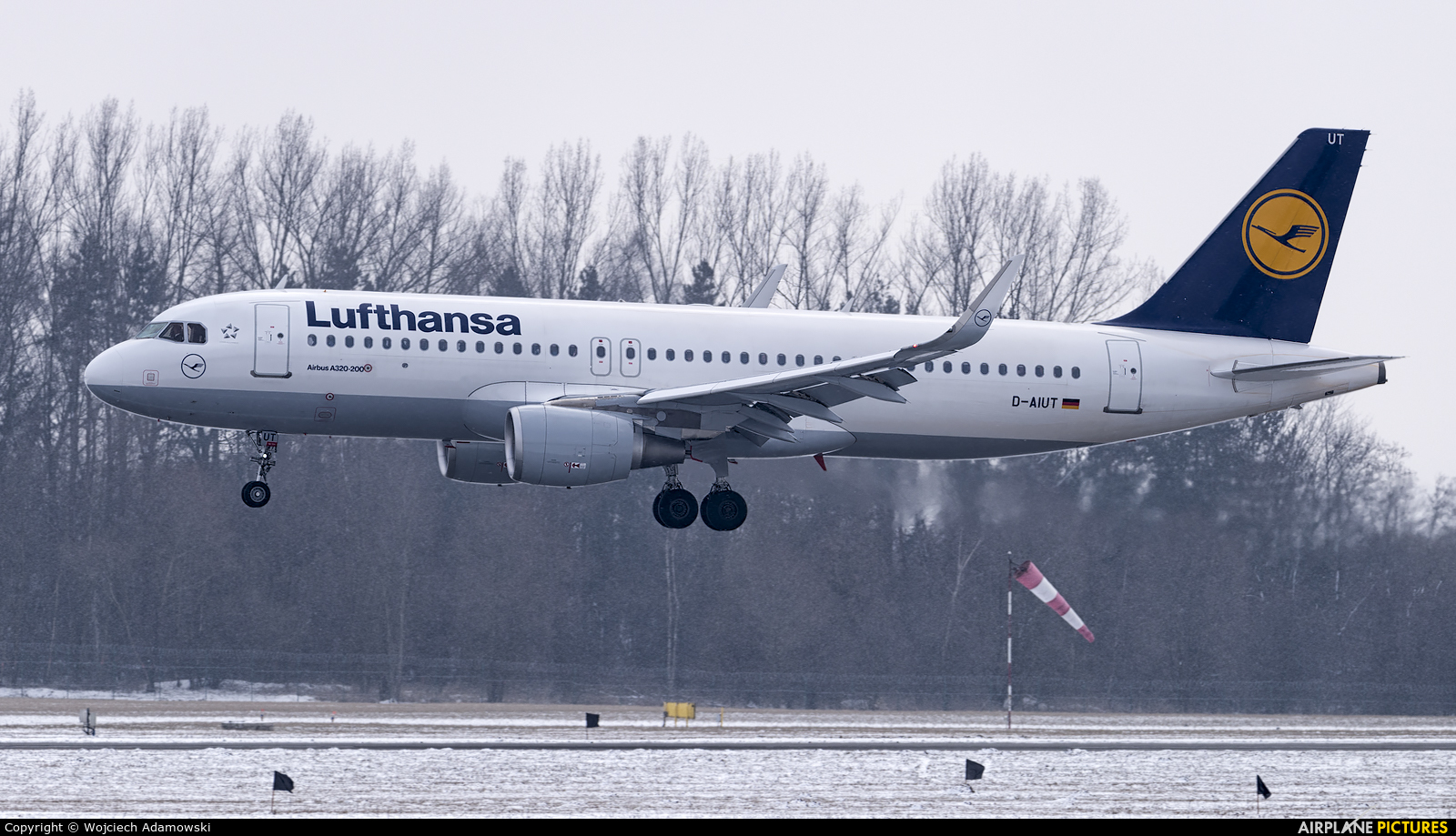 Lufthansa D-AIUT aircraft at Kraków - John Paul II Intl