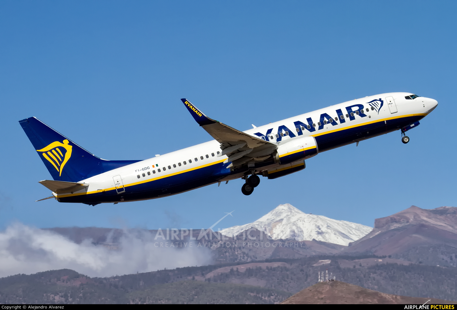 Ryanair EI-GDG aircraft at Tenerife Sur - Reina Sofia