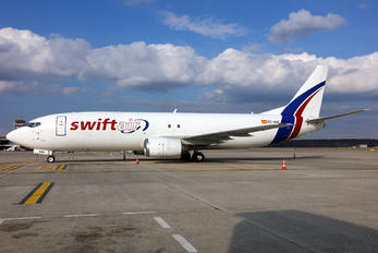 EC-MIE - Swift Air Boeing 737-400F