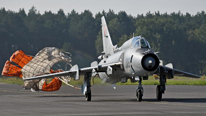 3819 - Poland - Air Force Sukhoi Su-22M-4
