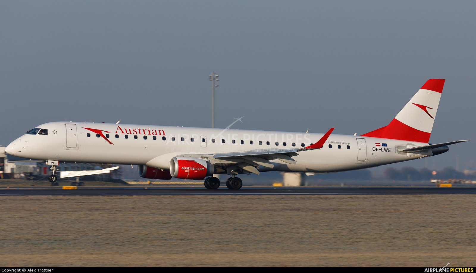Austrian Airlines/Arrows/Tyrolean OE-LWE aircraft at Vienna - Schwechat