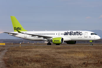 YL-CSA - Air Baltic Bombardier CS300