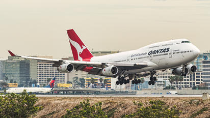 VH-OJT - QANTAS Boeing 747-400
