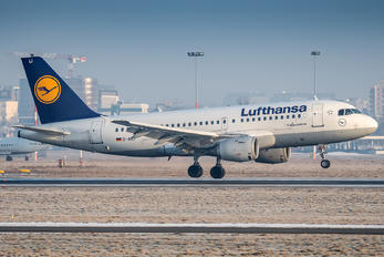 D-AILI - Lufthansa Airbus A319