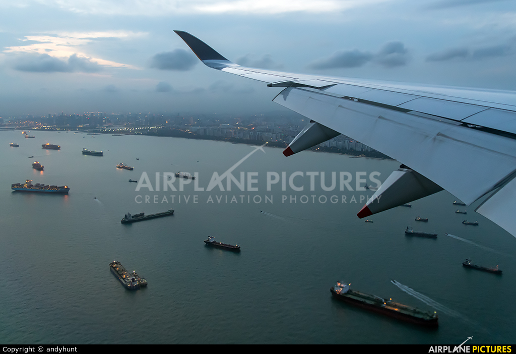 Singapore Airlines 9V-SMF aircraft at Singapore - Changi